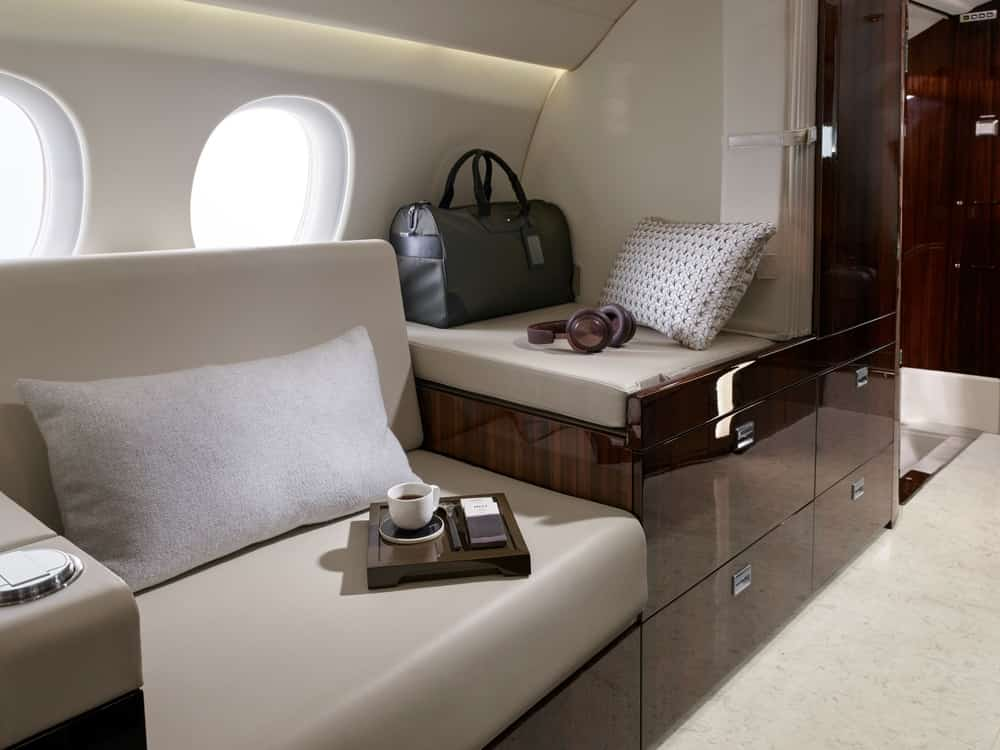 Falcon 8X private jet chartering