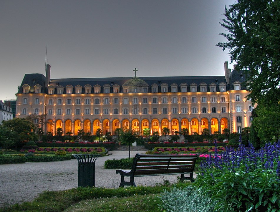 Rennes Saint Georges Palace
