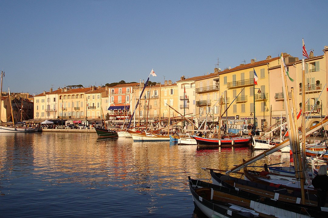 Saint-Tropez, le vieux port (the old port)