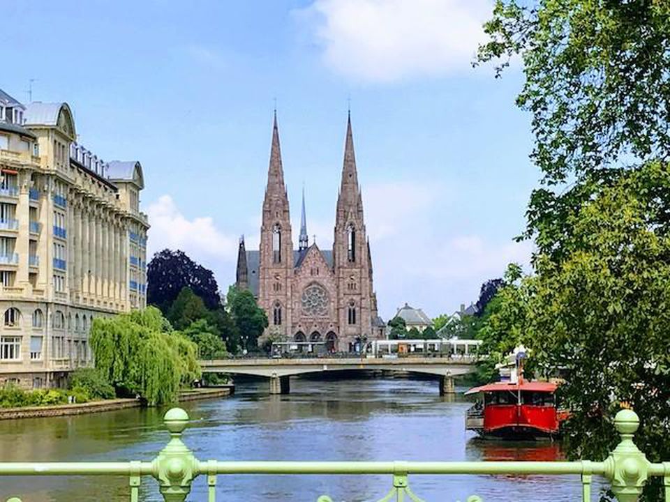 Strasbourg helicopter service