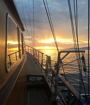 yacht charter in Crete