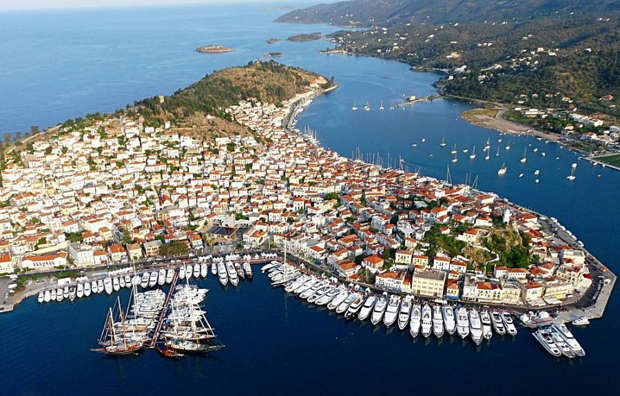 Poros yacht charter