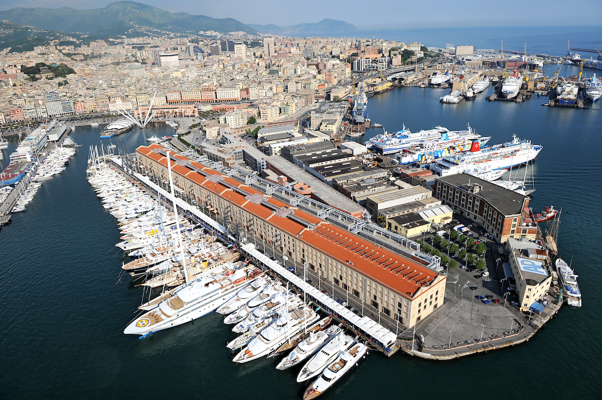 Genoa yacht charter