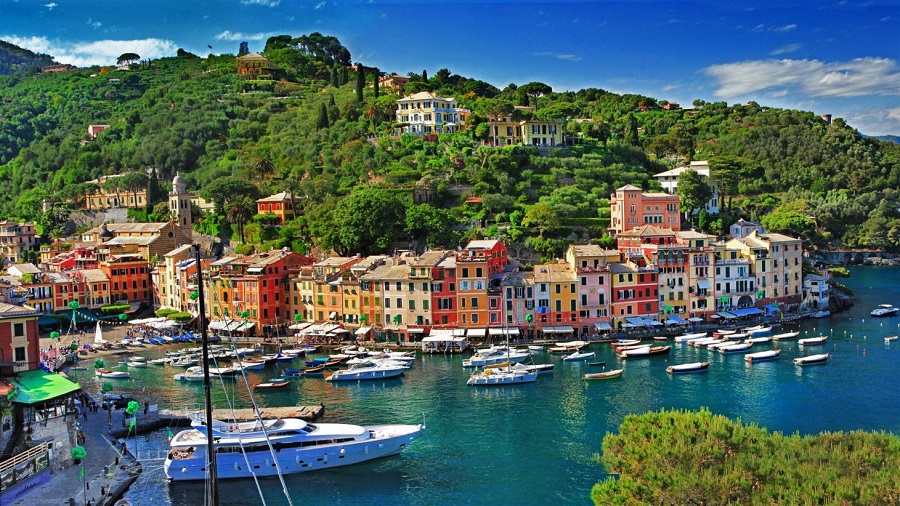 Genoa private jet charter flights