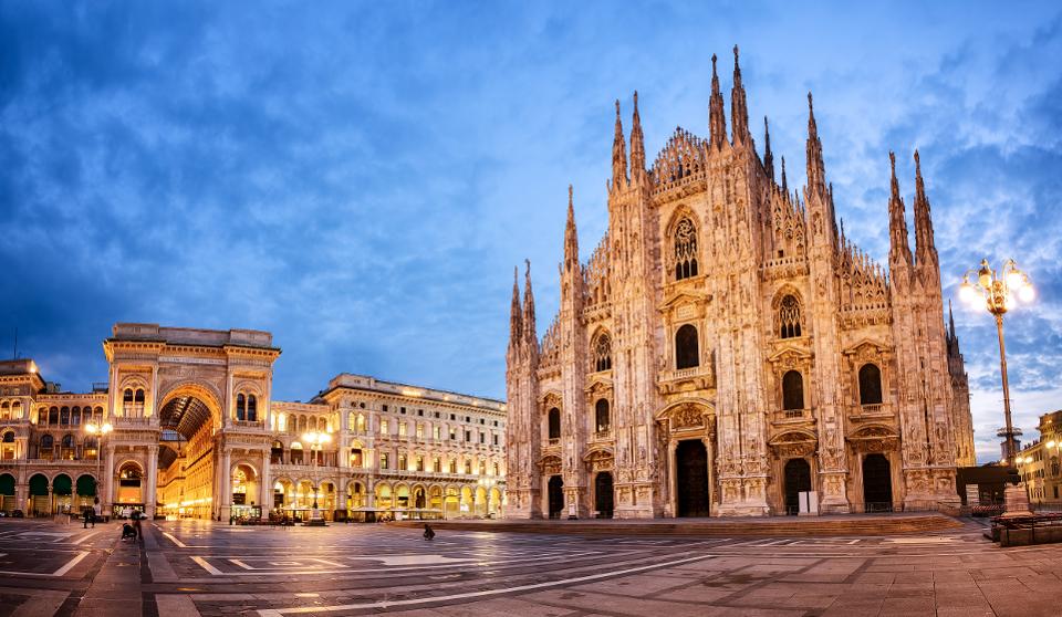 Milan private jet charter flights in Italy