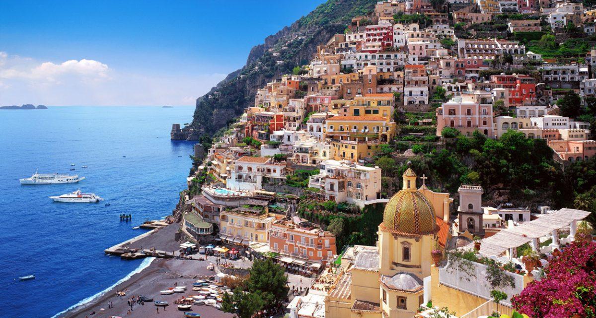 Positano helicopter charter flight services in Italy