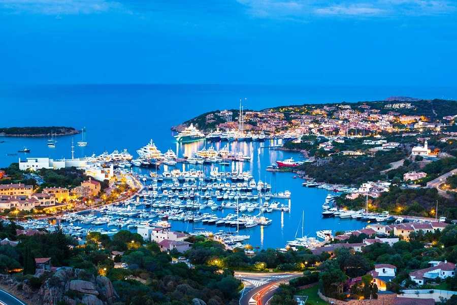 Porto Cervo helicopter charter flight services in Italy