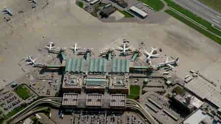 Helicopter transfer from or to Venice Airport or City Centre