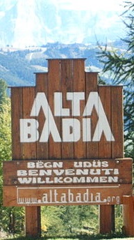 Alta Badia helicopter flight services