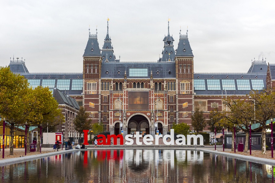 Netherlands private jet charters in Amsterdam
