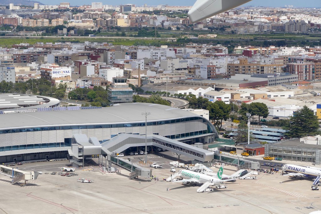 Valencia private VIP jet charter services
