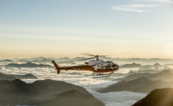Crans-Montana helicopter flight service in Switzerland