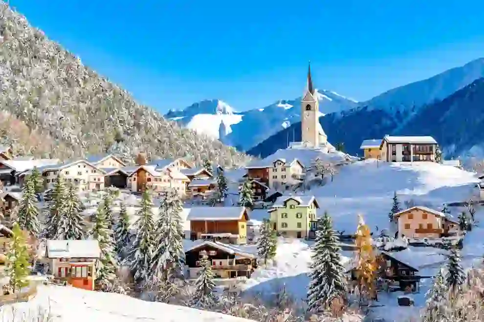 Davos helicopter transfer route family